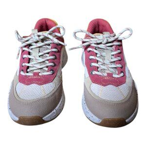 Ladies Taos Advance Sneaker